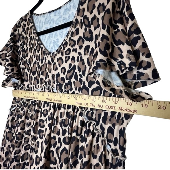 NWT Dress L Ruffle Empire Waist Animal Print V-Neck Short Sleeve Loose Fitting - Picture 11 of 12